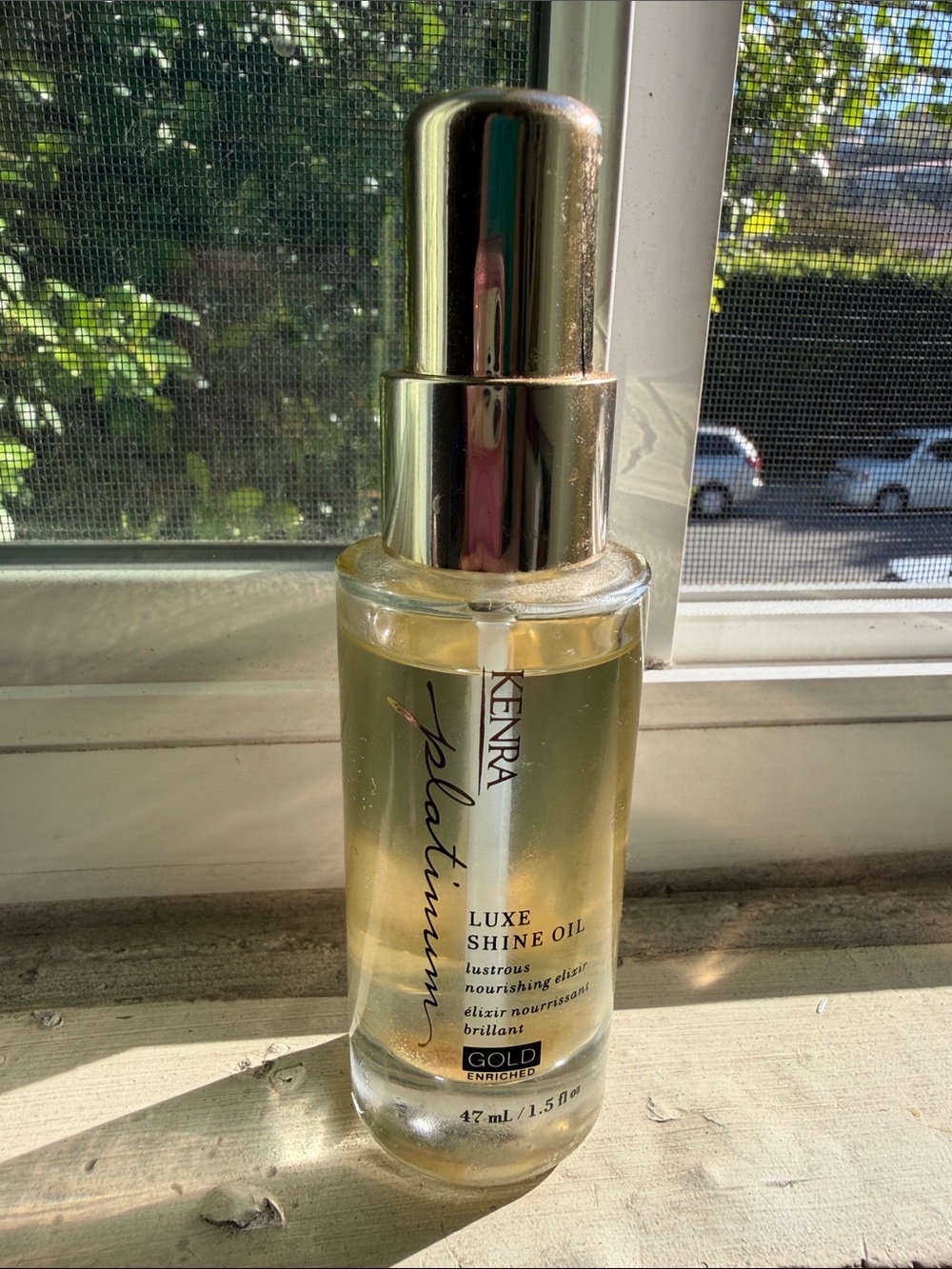 Brand new Kenra Platinum Luxe Shine Oil